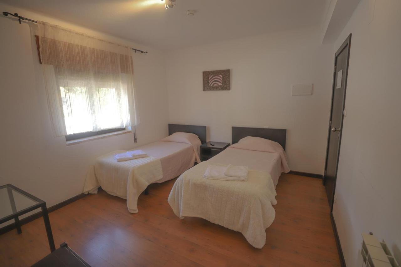 Resedencial Centro Bed & Breakfast Vimioso Exterior photo